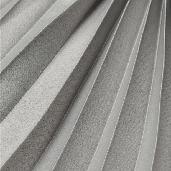 H&M NWT Pleated Skirt - Picture 4 of 10